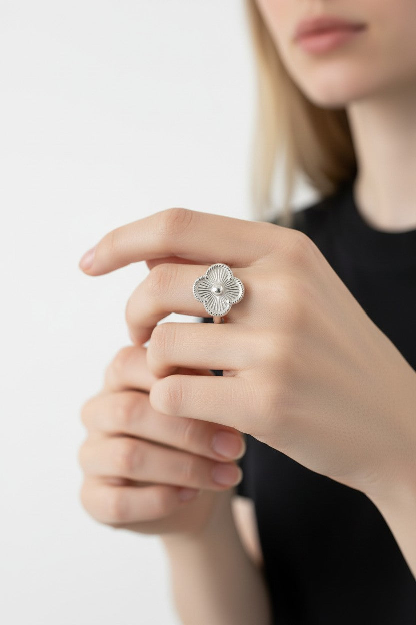 Anillo Amelia